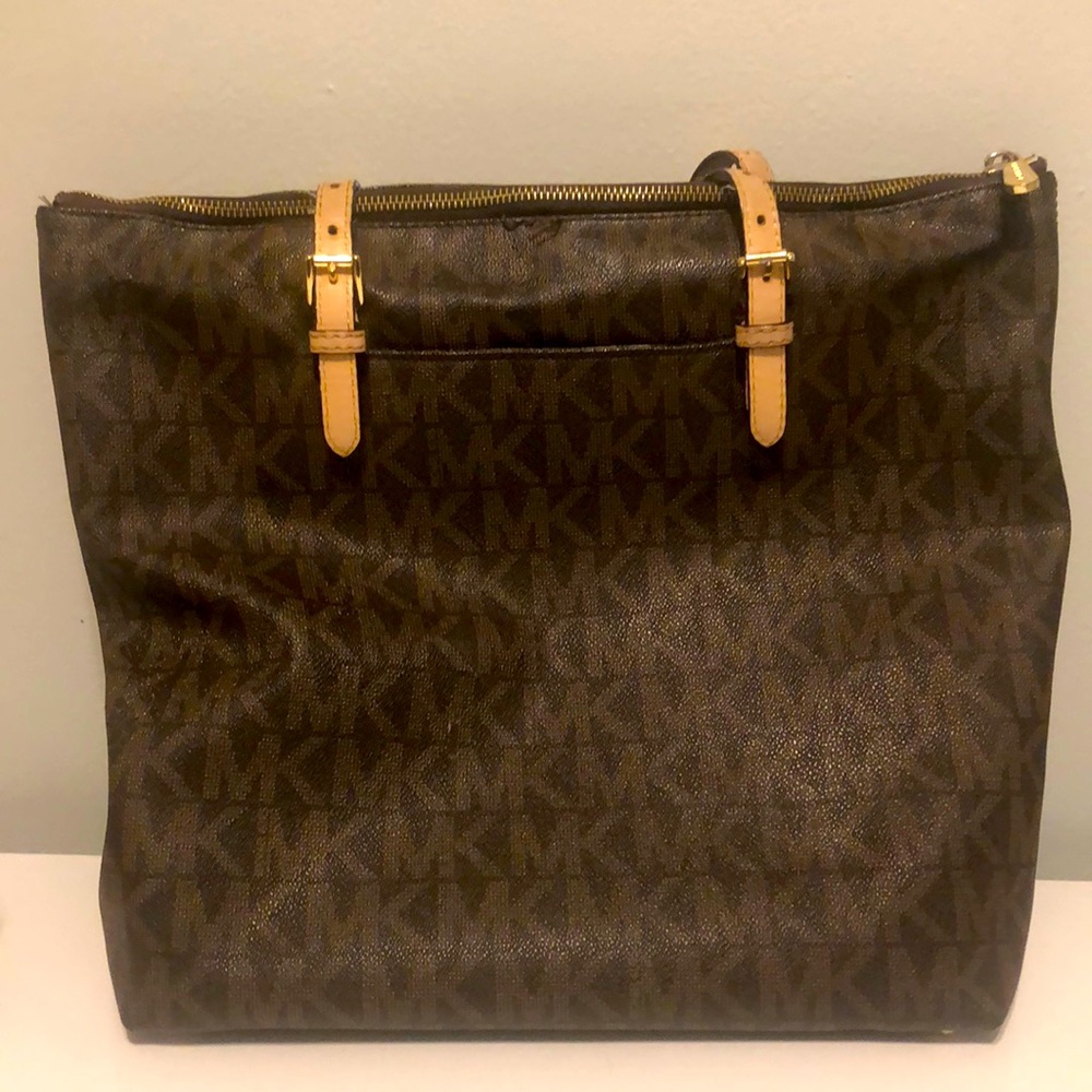 Michael Kors classic tote